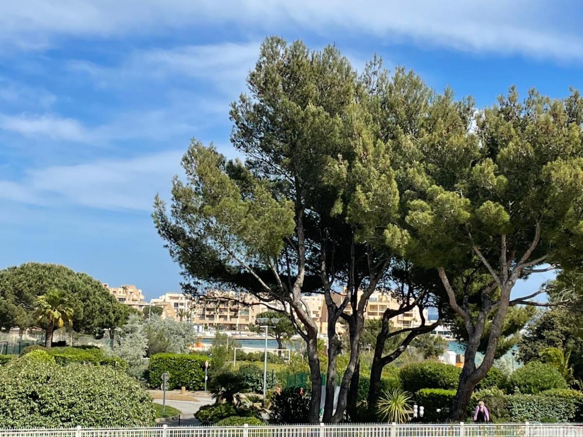 My Little Provence Bormes Les Mimosas Apartment Екстериор снимка